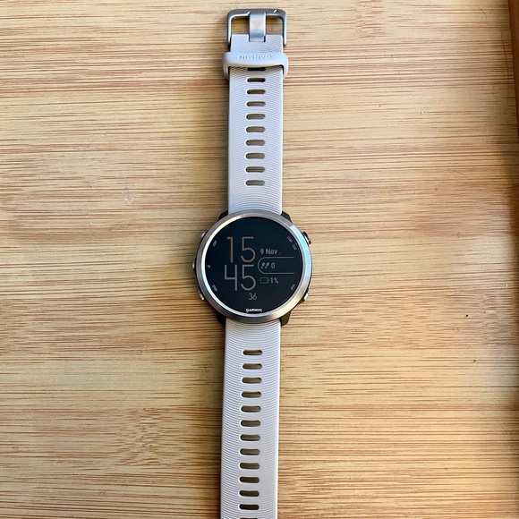 Garmin Forerunner 645 - Picture 2 of 9